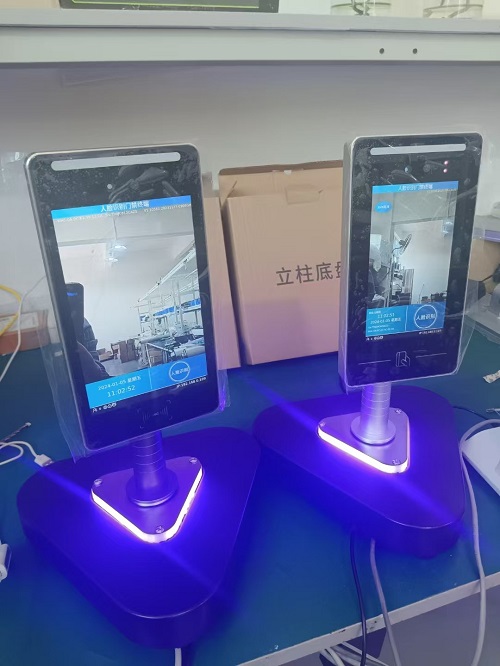 人臉識別門禁.jpg 人臉識別門禁.jpg